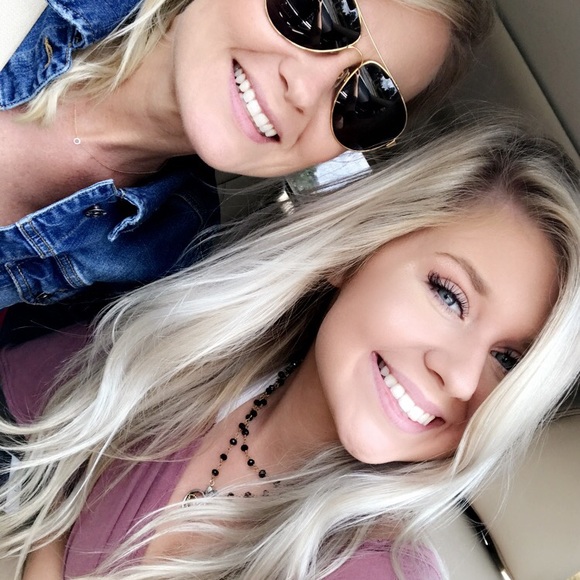 meet your posher duo, kandy & shelby - Picture 4 of 5